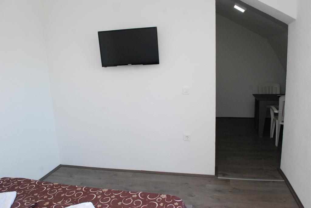 Madzar Apartments Dojran Экстерьер фото