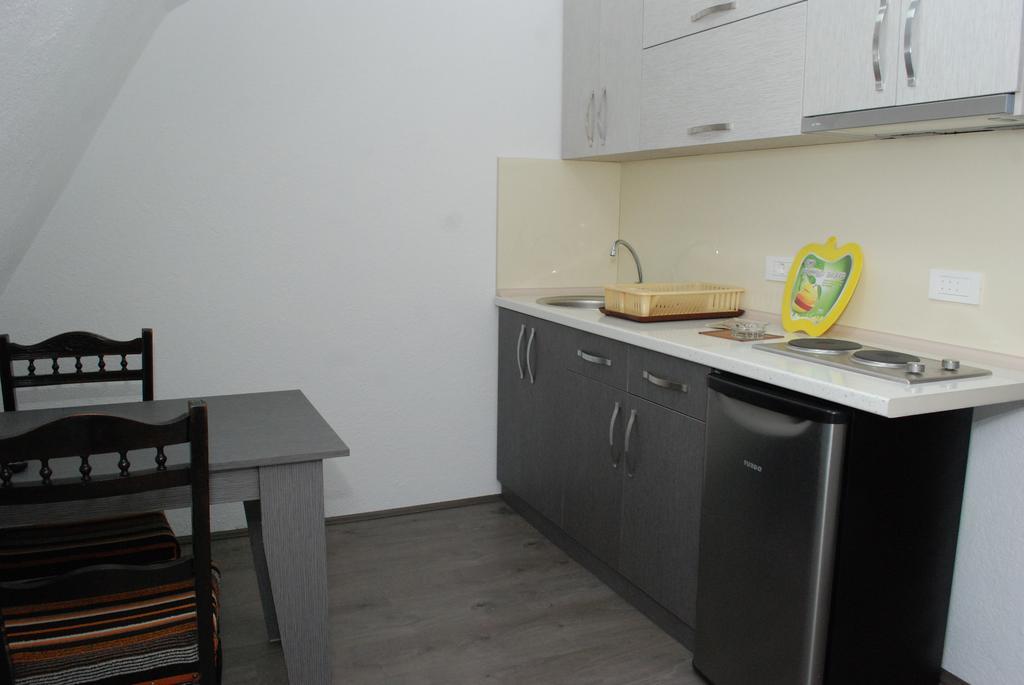 Madzar Apartments Dojran Экстерьер фото